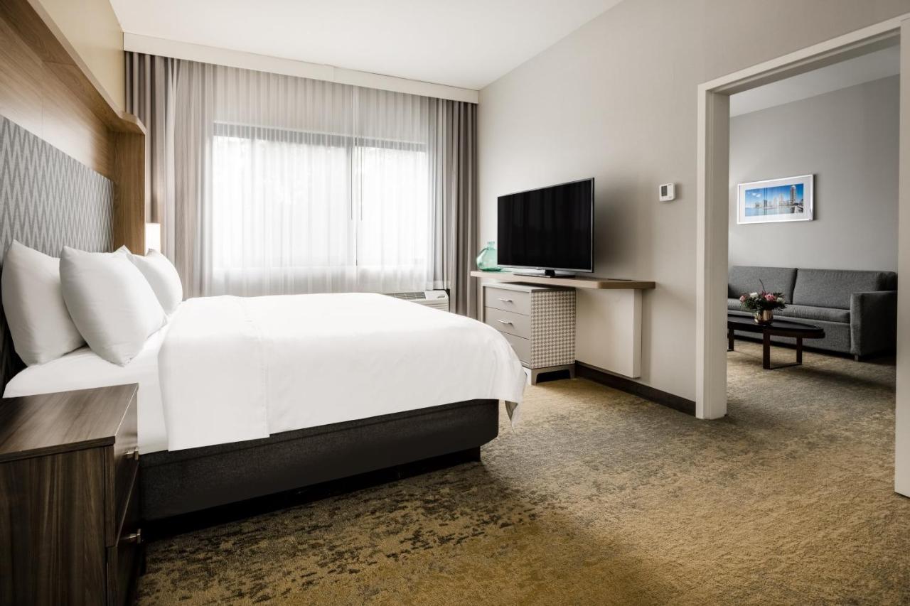 Holiday Inn - Long Island - Islip Arpt East By Ihg Holtsville Exterior foto